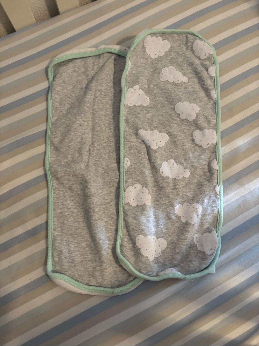 cloud island Gray and Cloud-Print Burp Cloth Set with Mint Trim